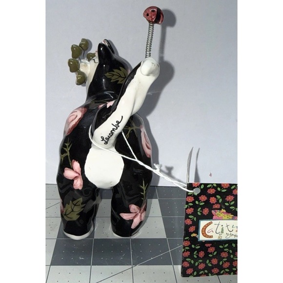Vintage 2003 Annaco Creations Amy Lacombe Black & Pink Roses Kitty w/Ladybug EUC - Picture 2 of 6
